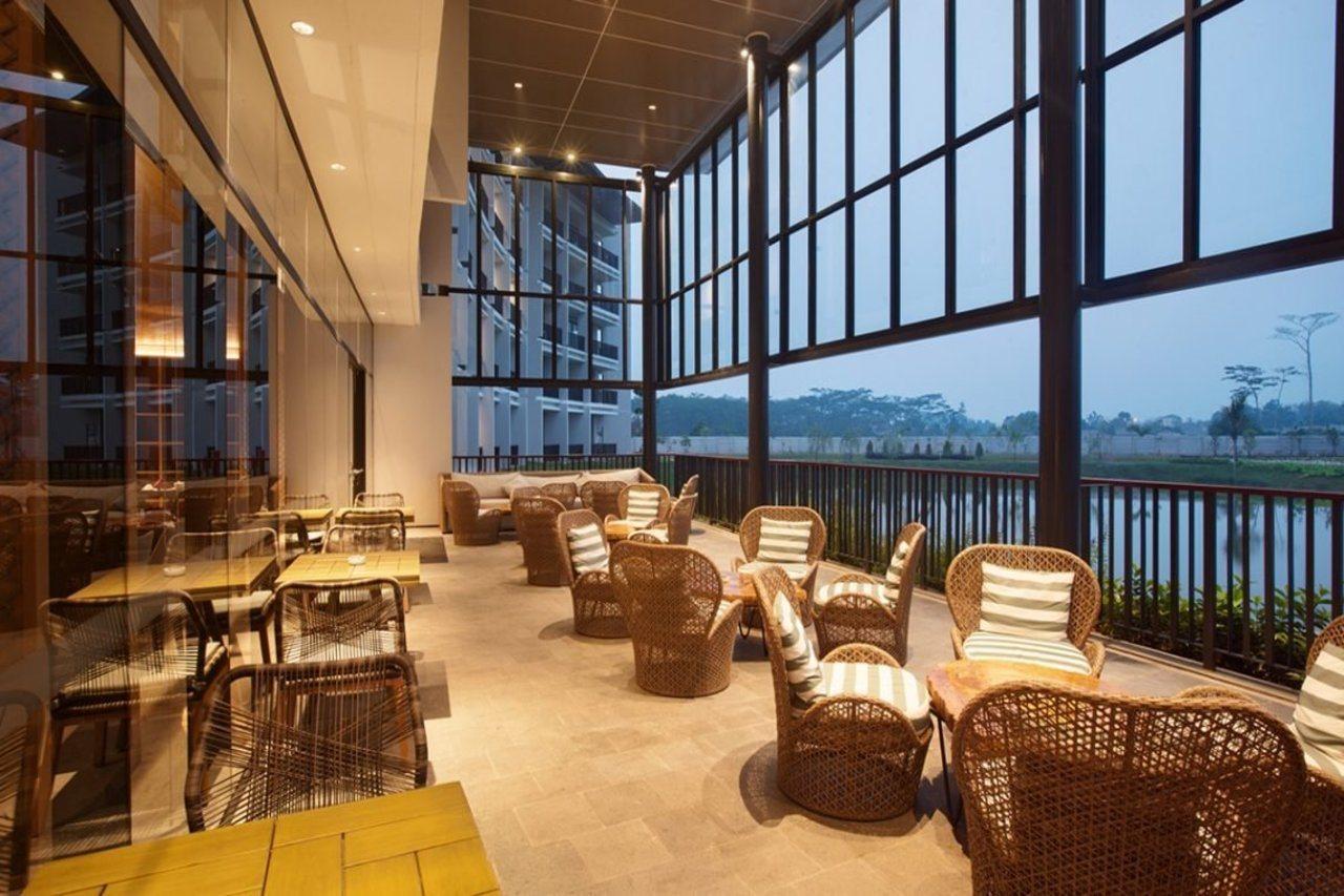 Hotel Santika Premiere Bandara Palembang Eksteriør billede