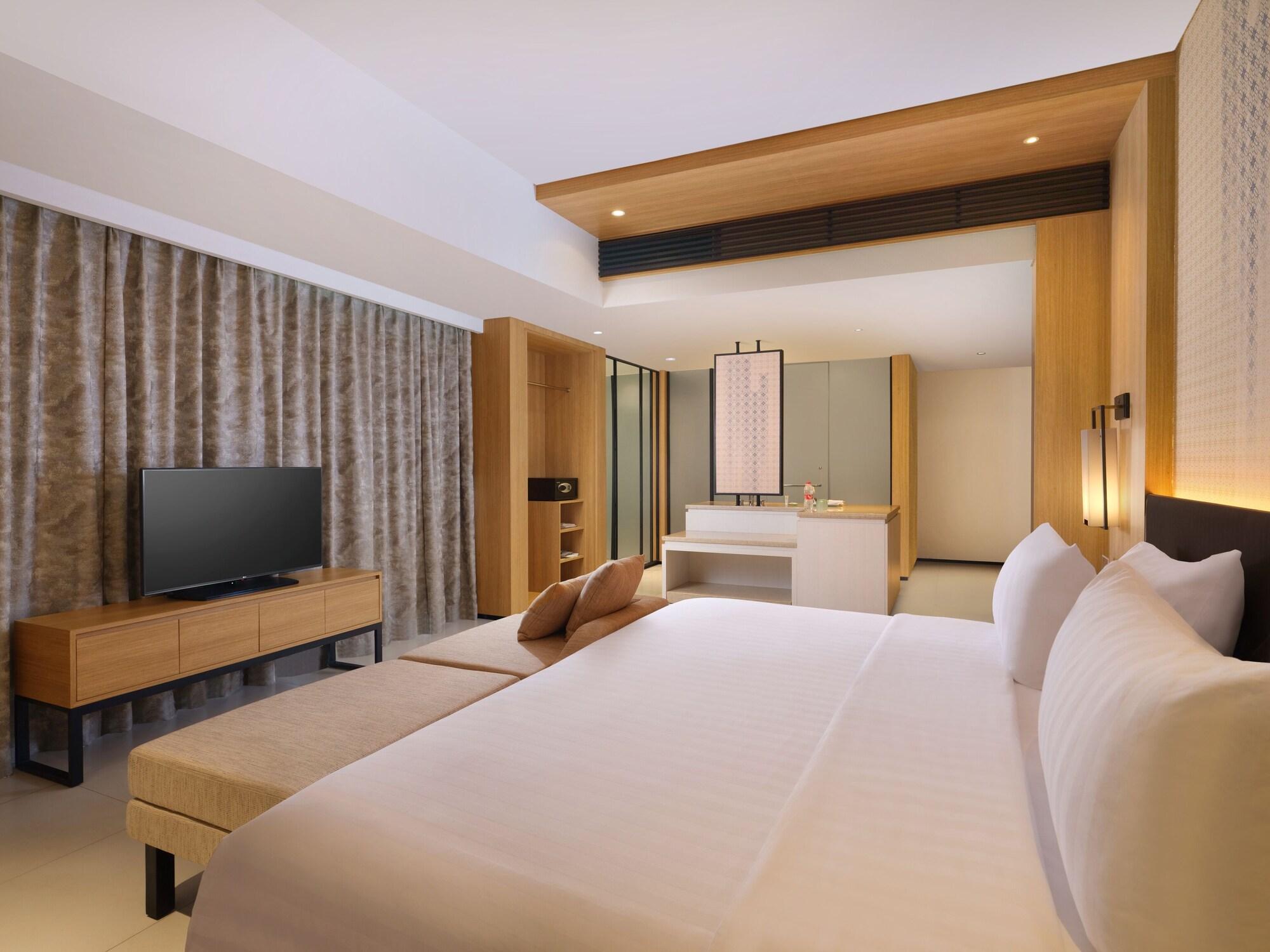 Hotel Santika Premiere Bandara Palembang Eksteriør billede