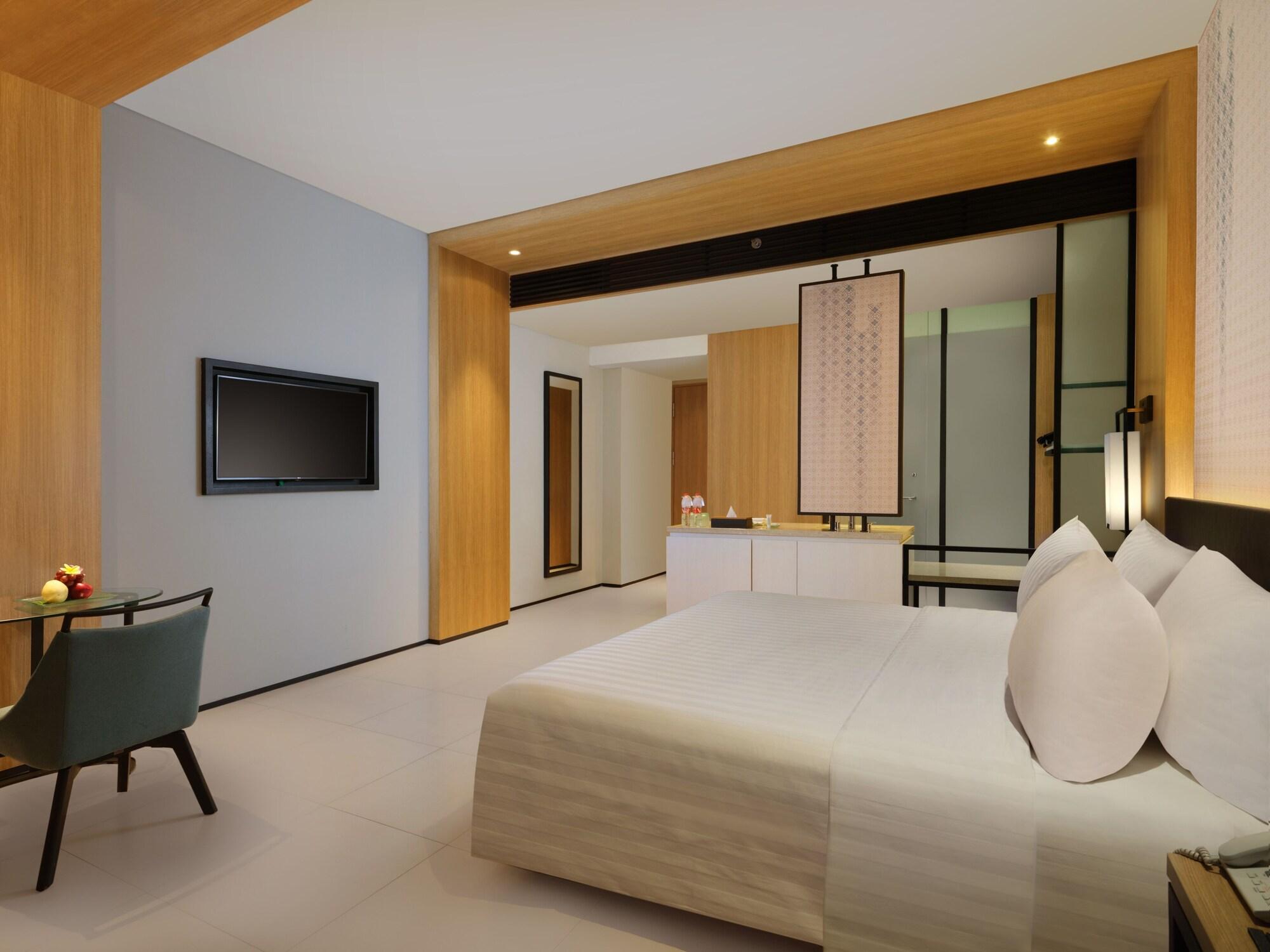 Hotel Santika Premiere Bandara Palembang Eksteriør billede