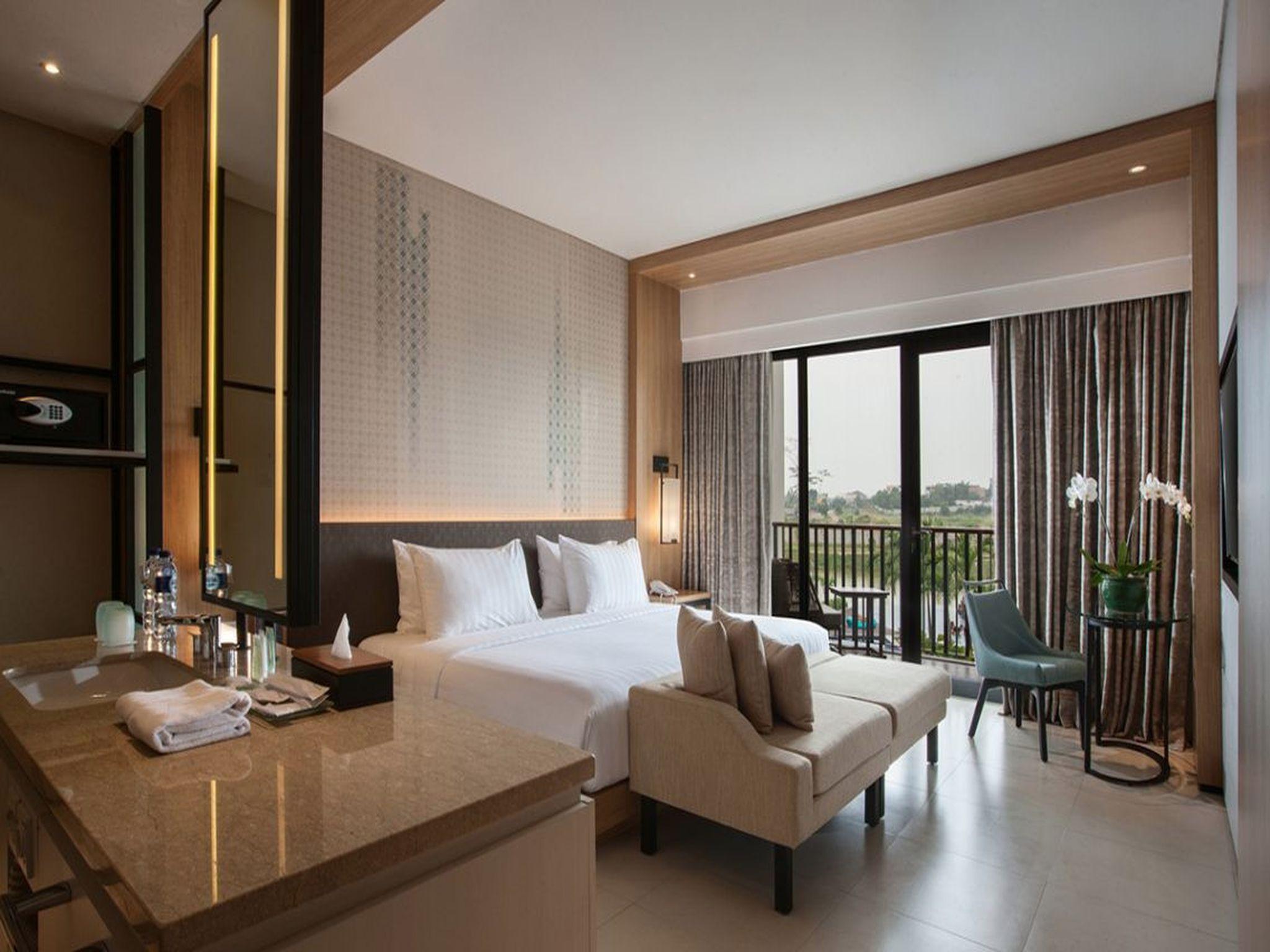 Hotel Santika Premiere Bandara Palembang Eksteriør billede