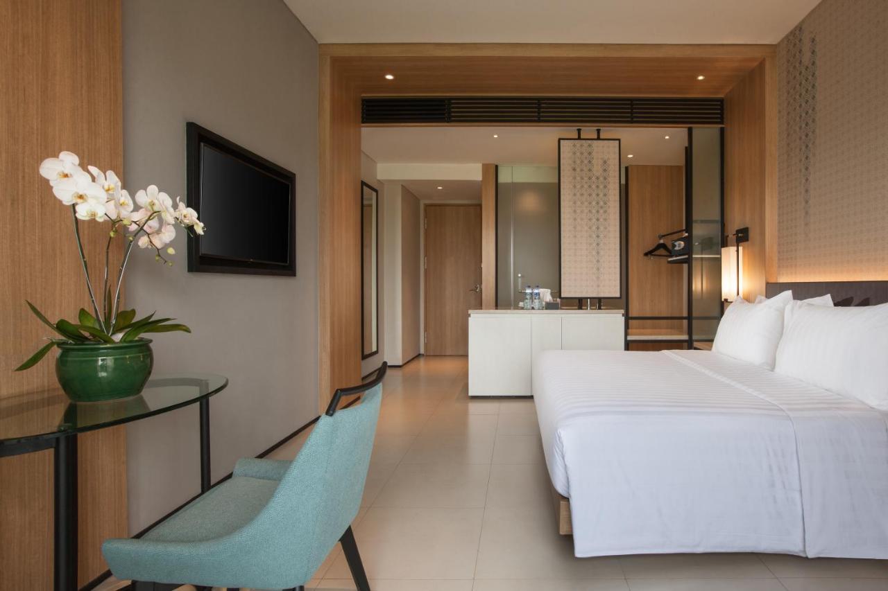 Hotel Santika Premiere Bandara Palembang Eksteriør billede